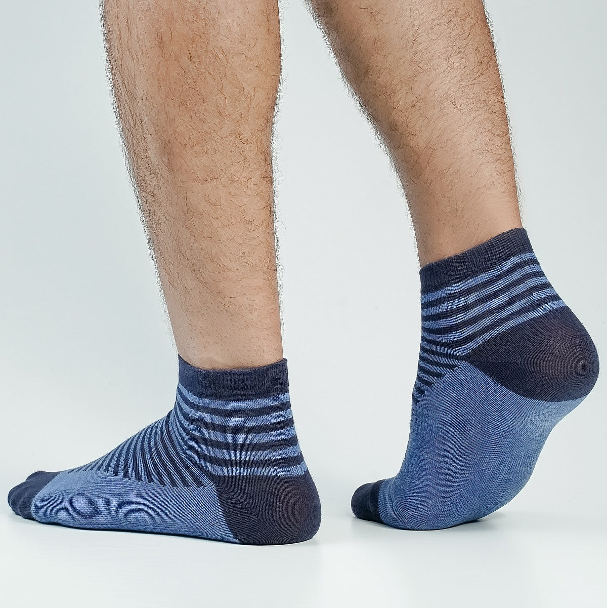 Swan Goodwill Ankle Socks For Men