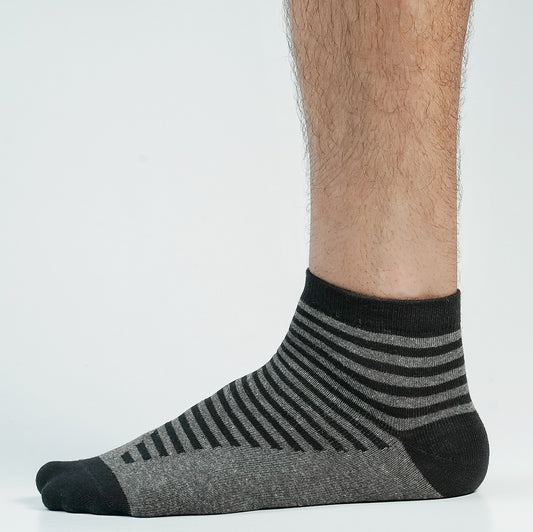Swan Goodwill Ankle Socks For Men