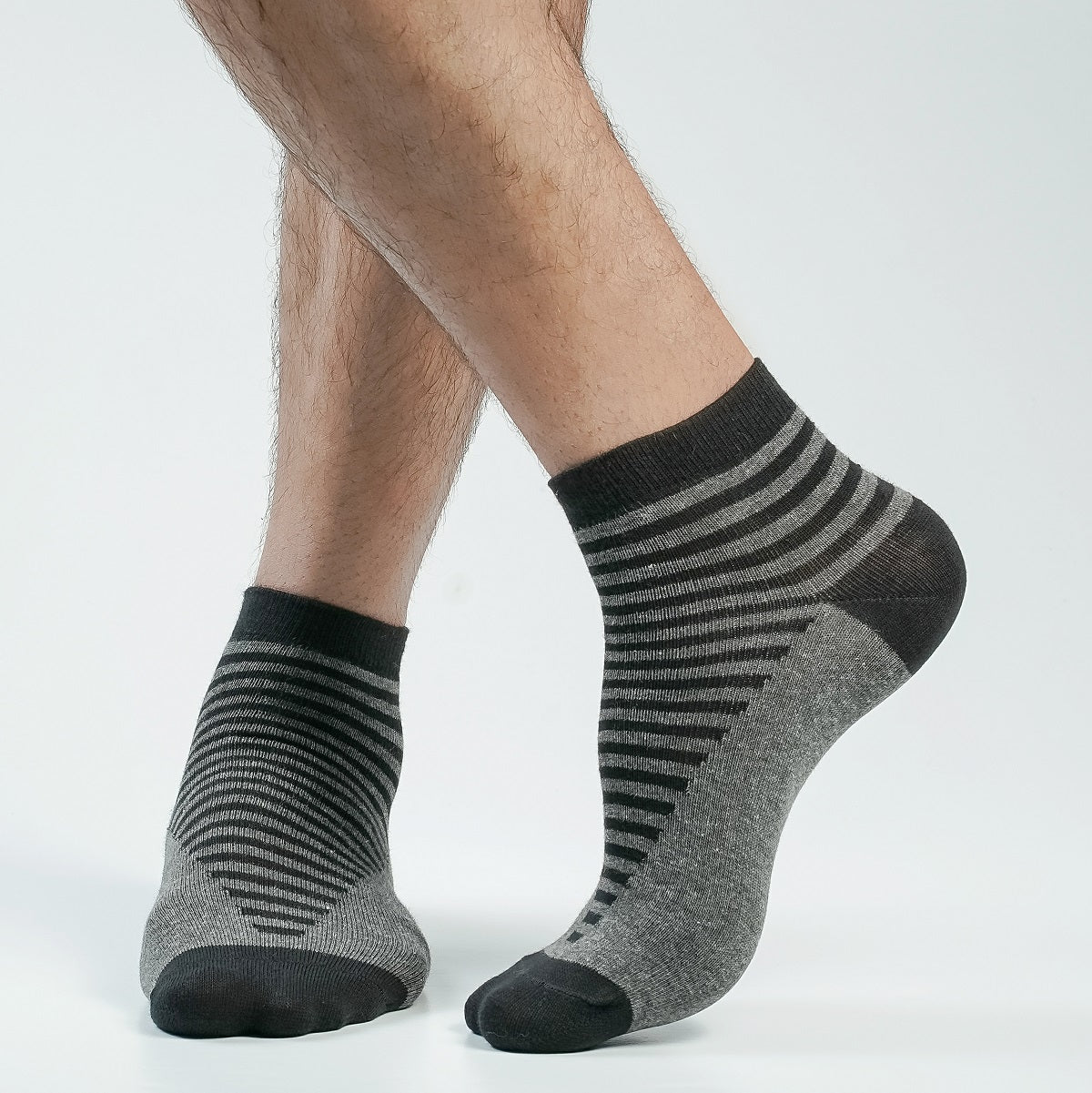 Swan Goodwill Ankle Socks For Men
