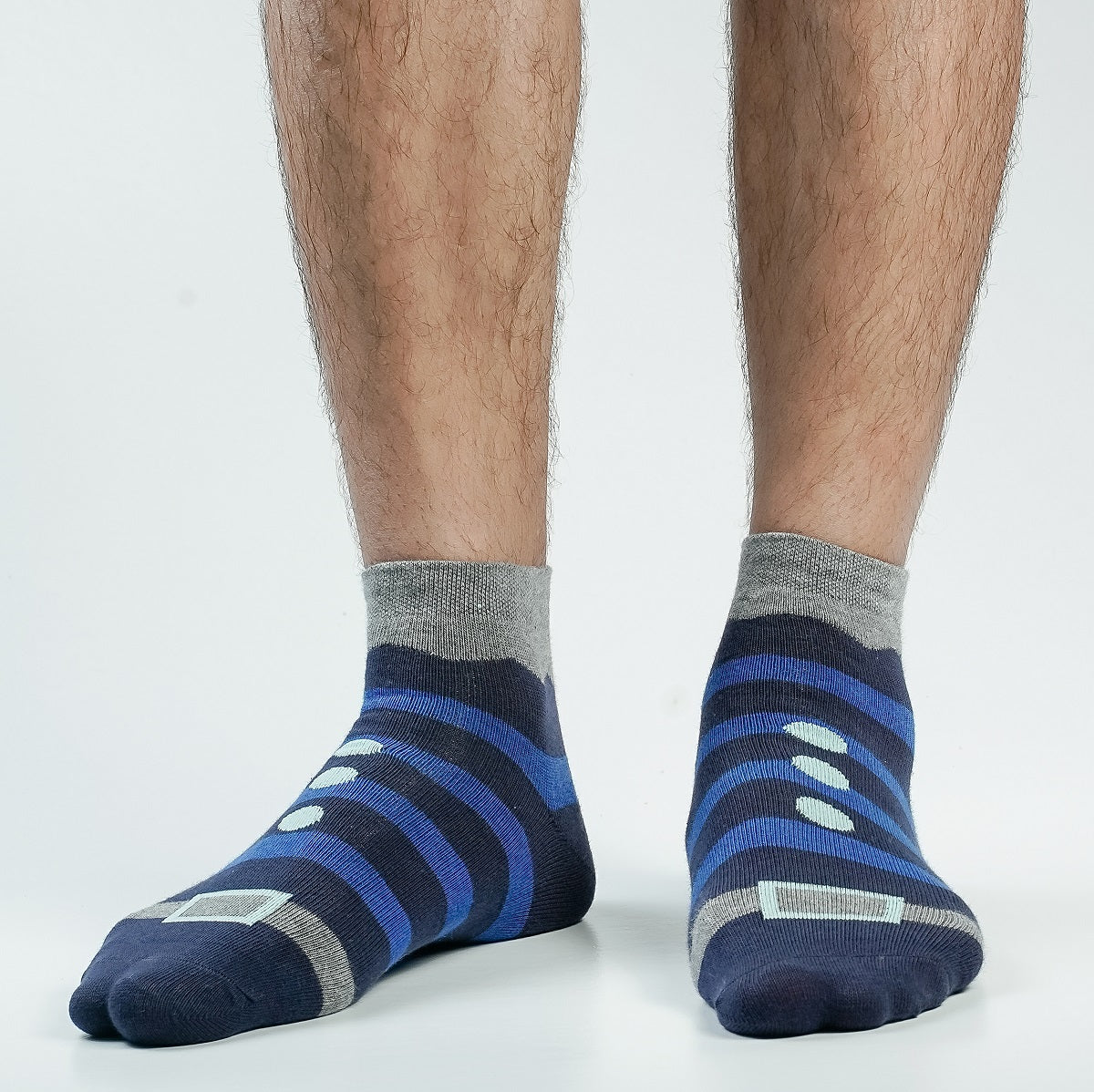 Swan Goodwill Ankle Socks For Men