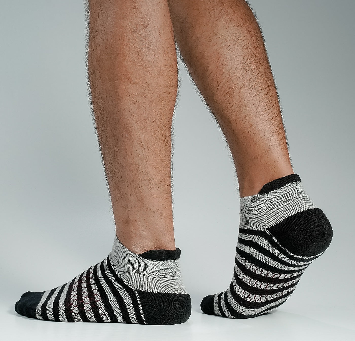 Swan Premium Ankle Socks For Men