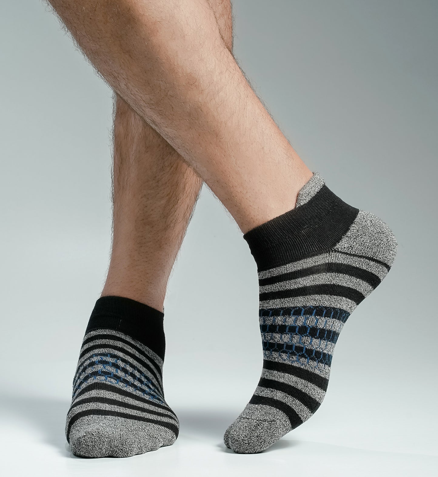 Swan Premium Ankle Socks For Men