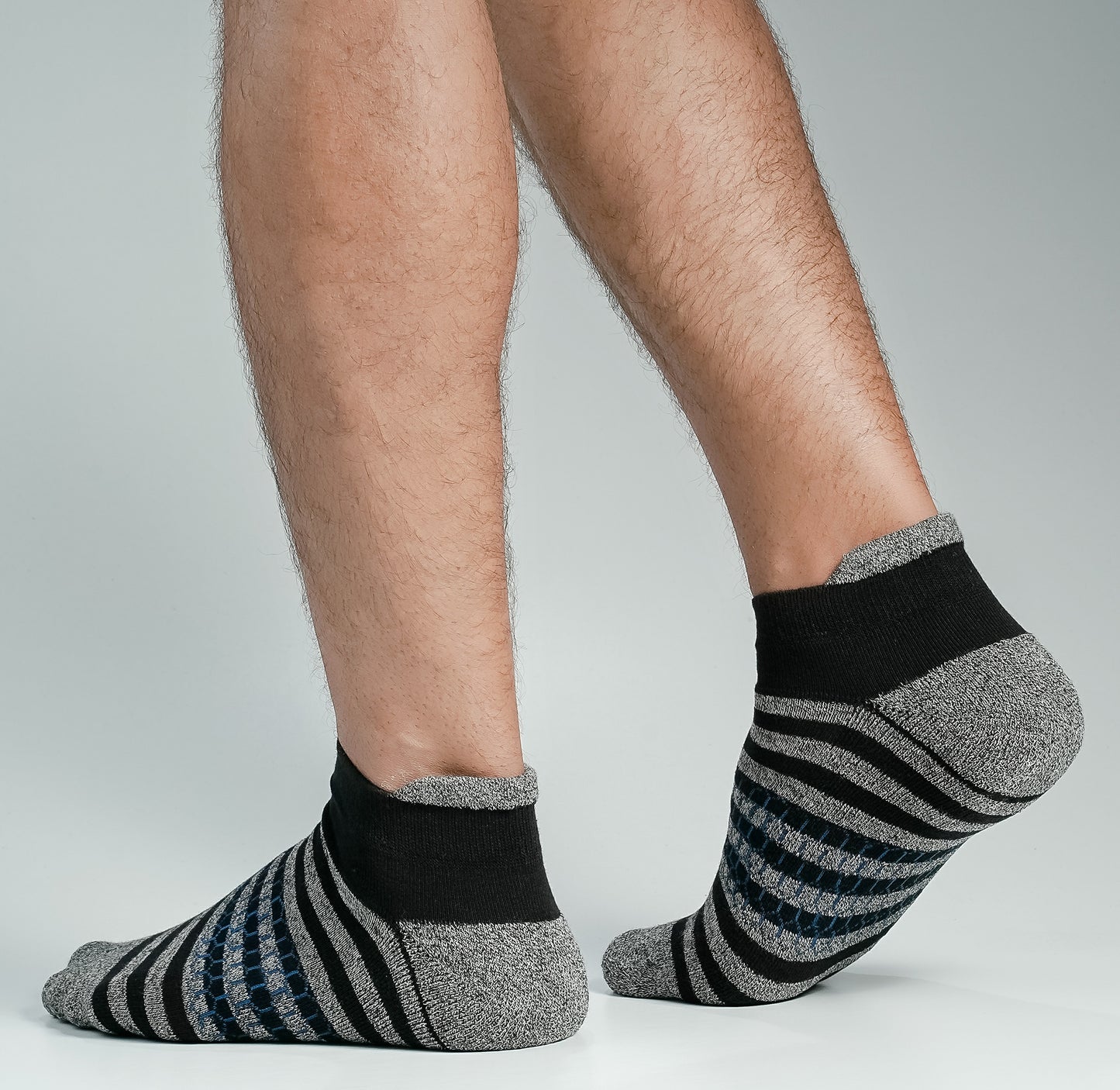Swan Premium Ankle Socks For Men