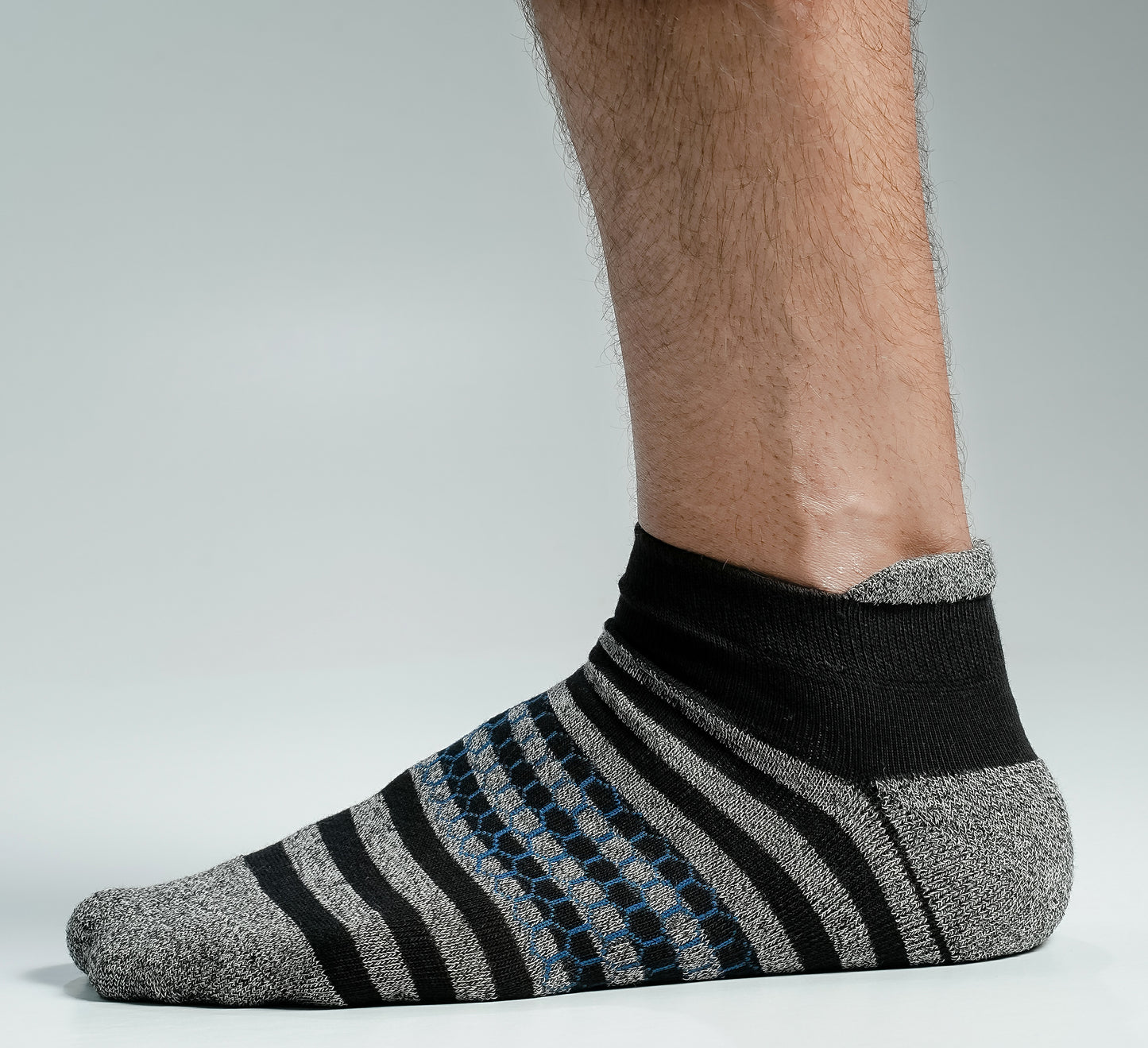 Swan Premium Ankle Socks For Men