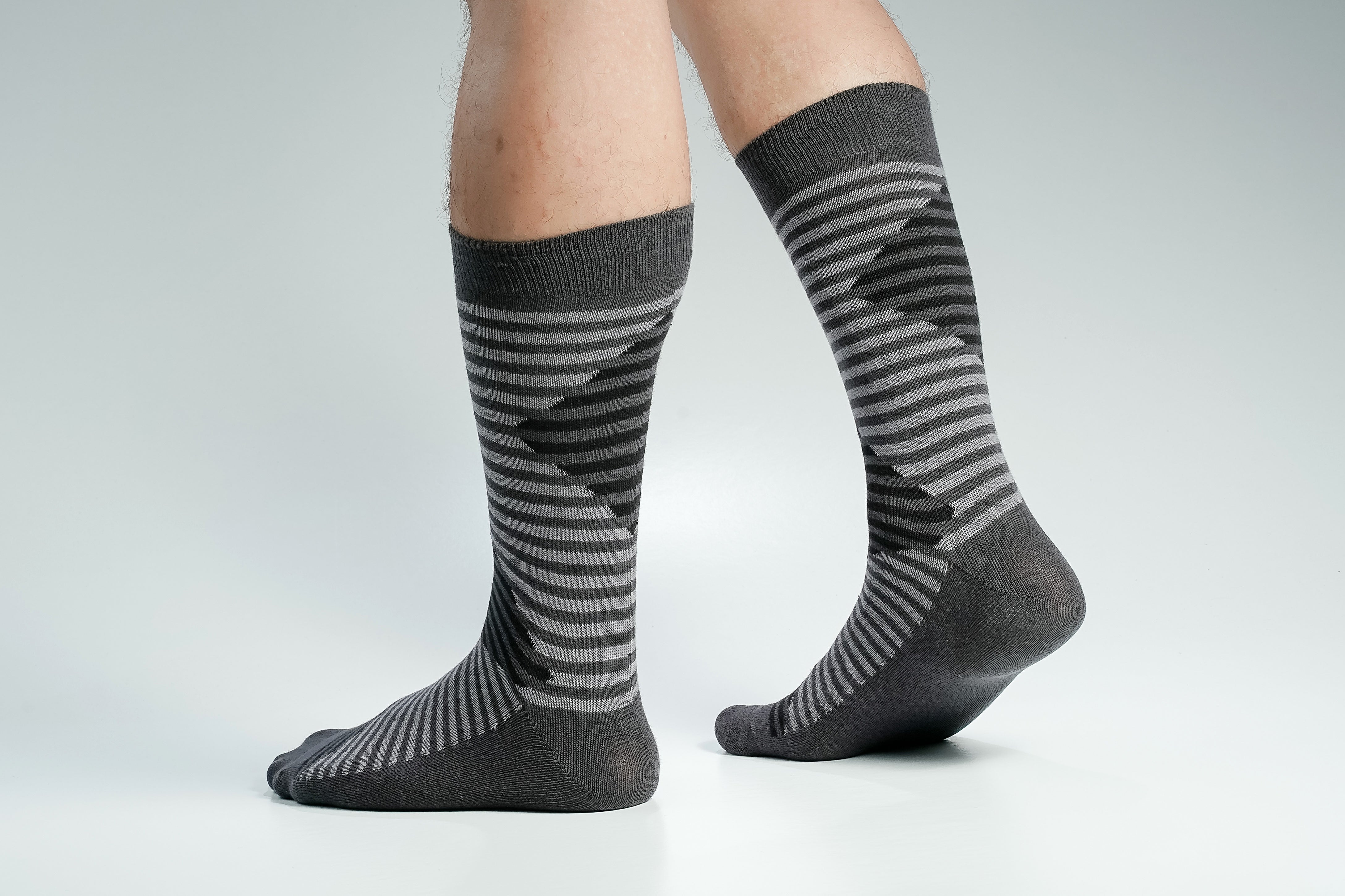 Swan Viara Long Socks for Men