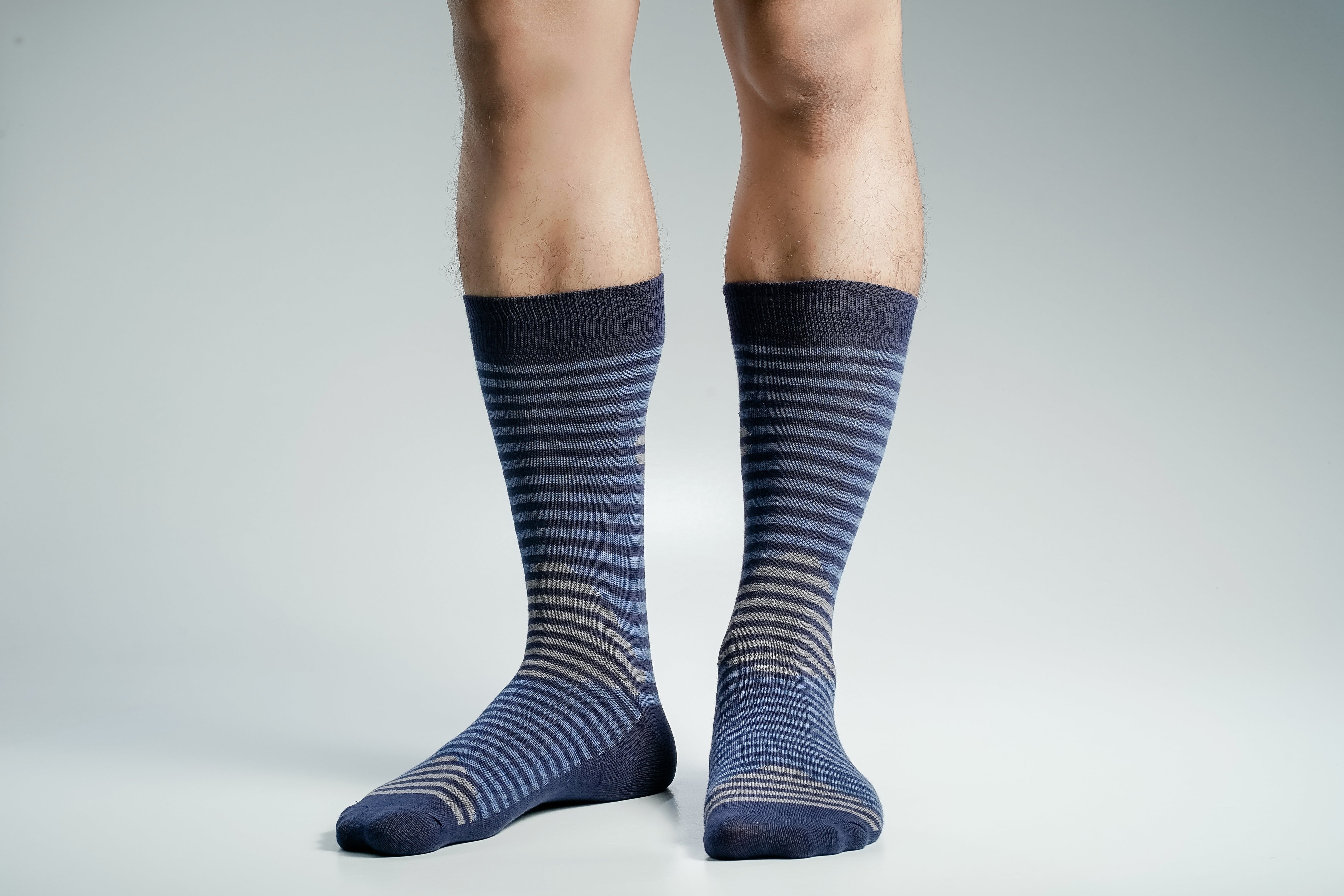 Swan Viara Long Socks for Men