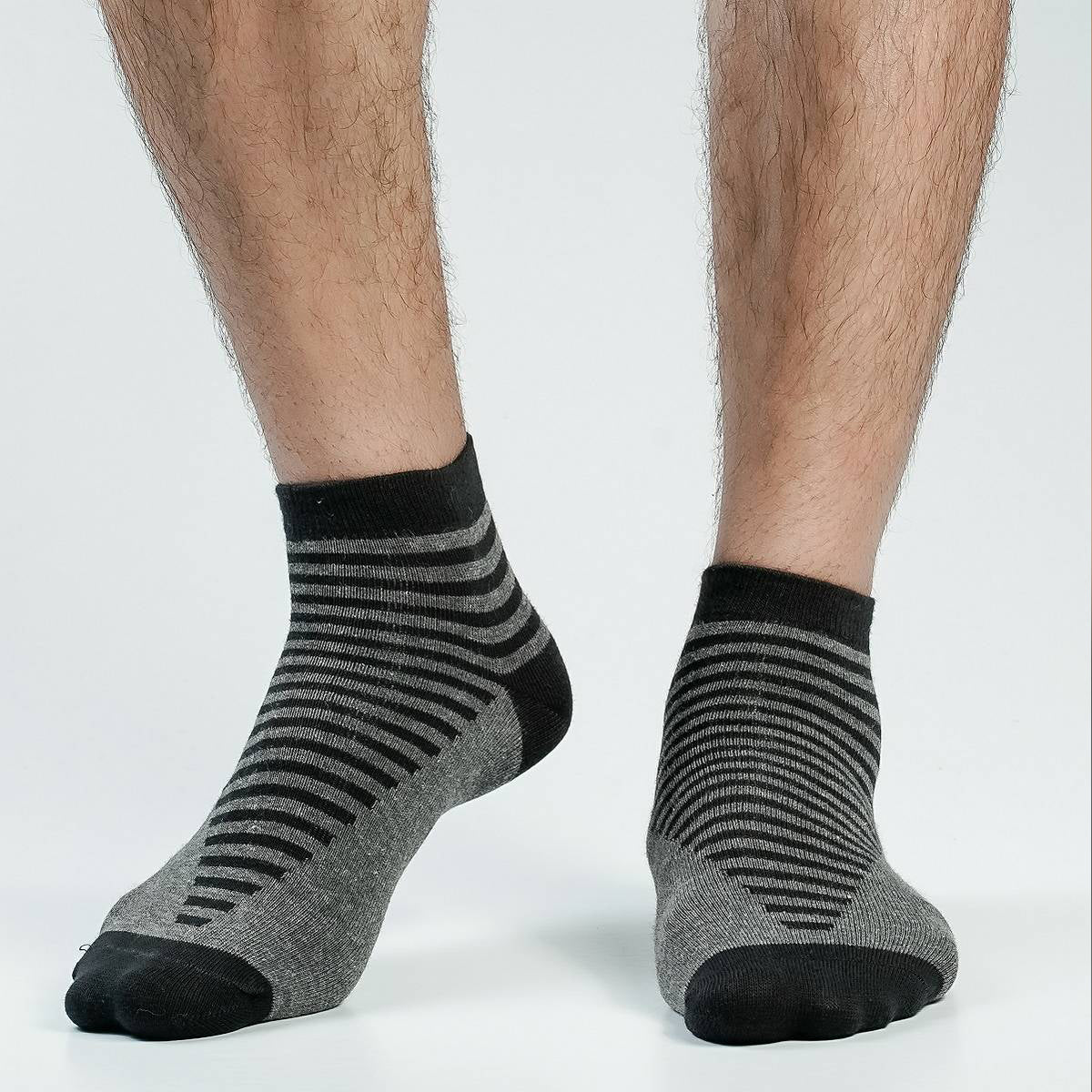 Swan Goodwill Ankle Socks For Men